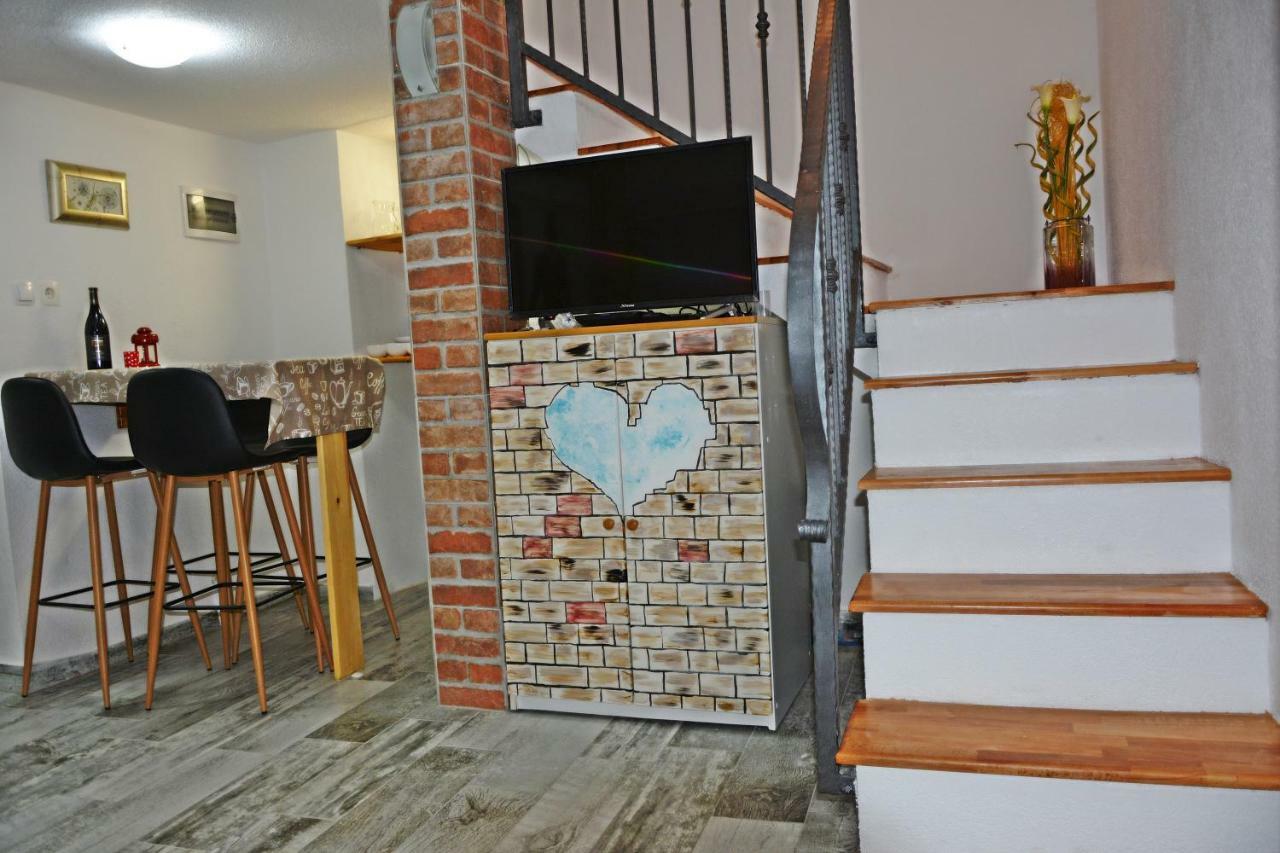 סנג' Apartment Tena מראה חיצוני תמונה